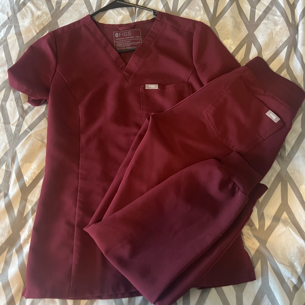 Figs scrub set